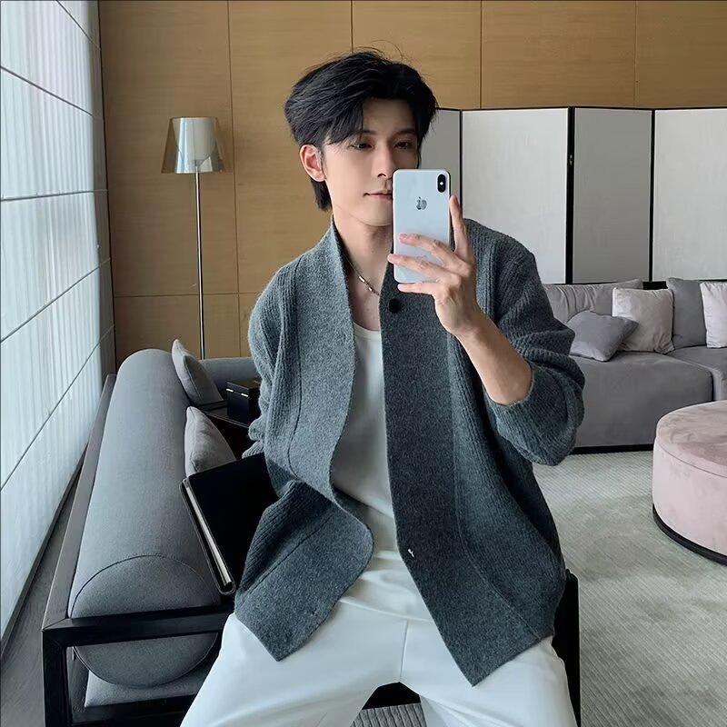 Men's Retro Japanese Cardigan - Autumn/Winter Heavyweight Knit Robe with Diagonal Placket