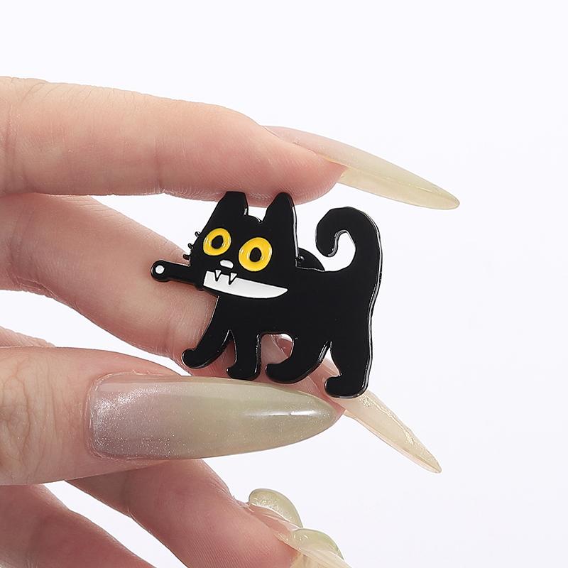 Cute Big Eyes Black Cat Enamel Pin Kawaii Kitty Cartoon Animal Brooches Lapel Backpack Badge Funny Jewelry Gifts For Friends