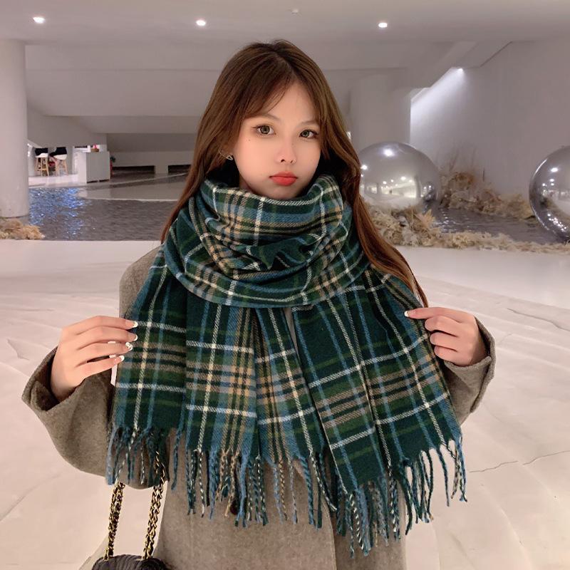 Plaid scarf women's winter Korean version of the new versatile British tassel thickened imitation cashmere warm student scarf