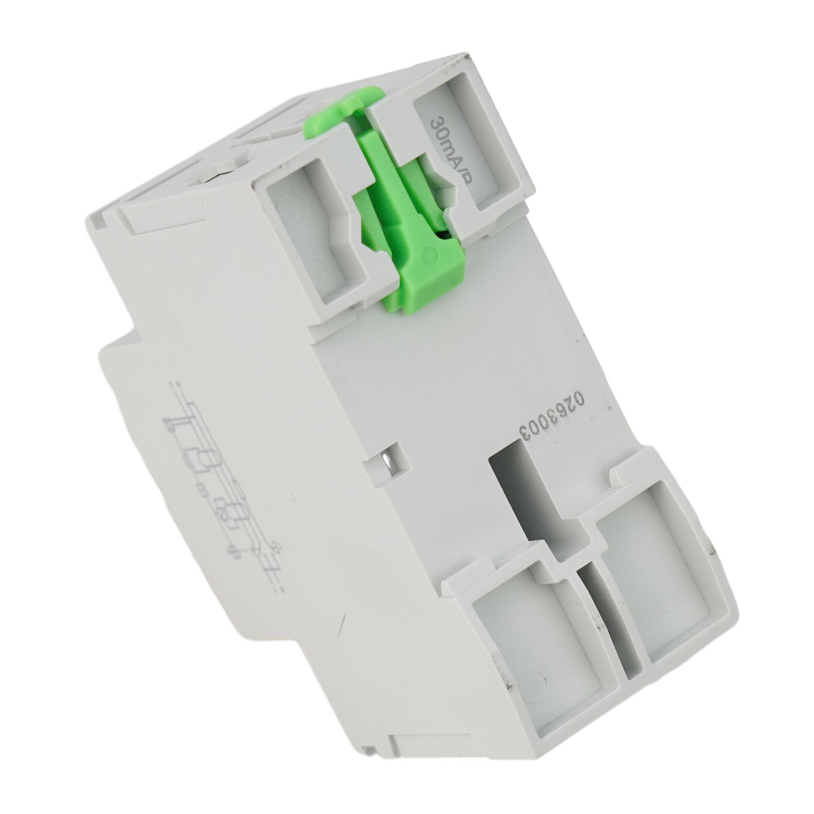 

Type B Circuit Breaker 2P 63A 30mA RCCB with 6KA Breaking Capacity for Safe Operation of Electric Vehicle Charging Equipment China Mainland
