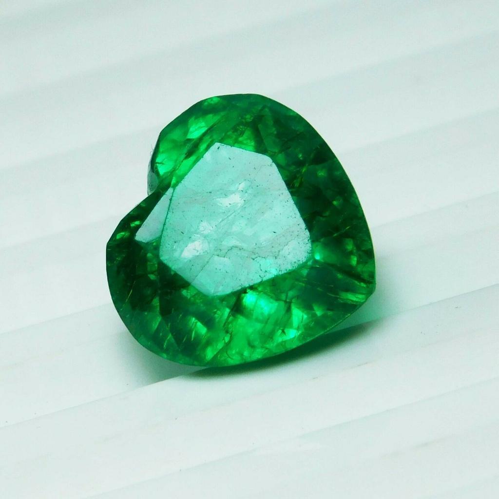 AA + NATURAL Green EMERALD 7.30 Ct Heart Shape Loose Gemstone CERTIFIED Add-8hh 00E