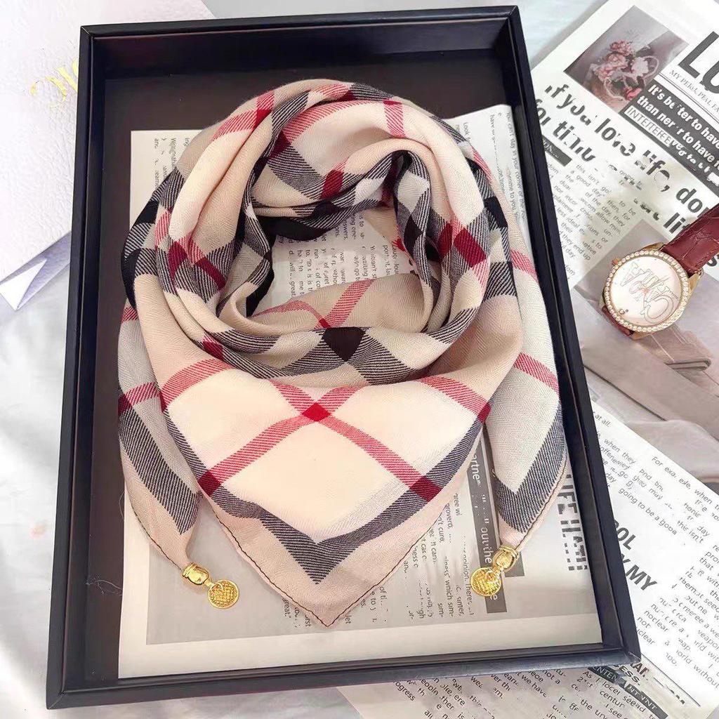 Women's Magnetic Buckle Neck Scarf - Lightweight, Comfortable Cotton, Versatile Style