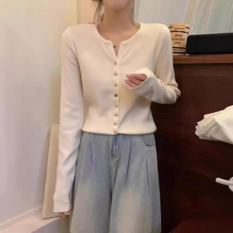 Slim-fit Long-sleeved Knitted Cardigan Women's Autumn New Solid-color Simple and Versatile Sweater Bottoming Shirt Short Top