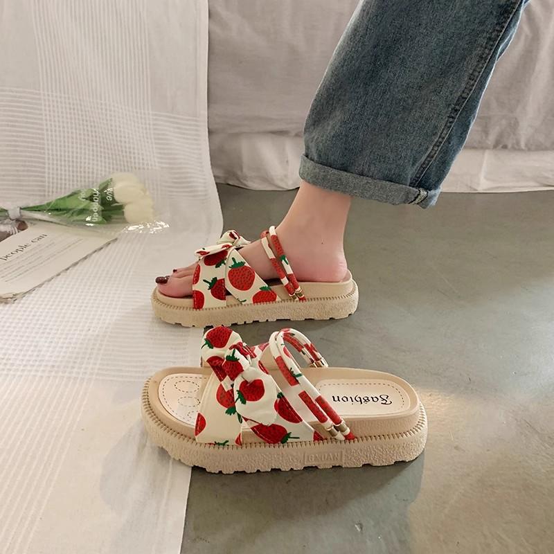 Platform Sandals Women's Summer Flat-bottomed Cool Slippers New Fashion Soft-soled Beach Shoes