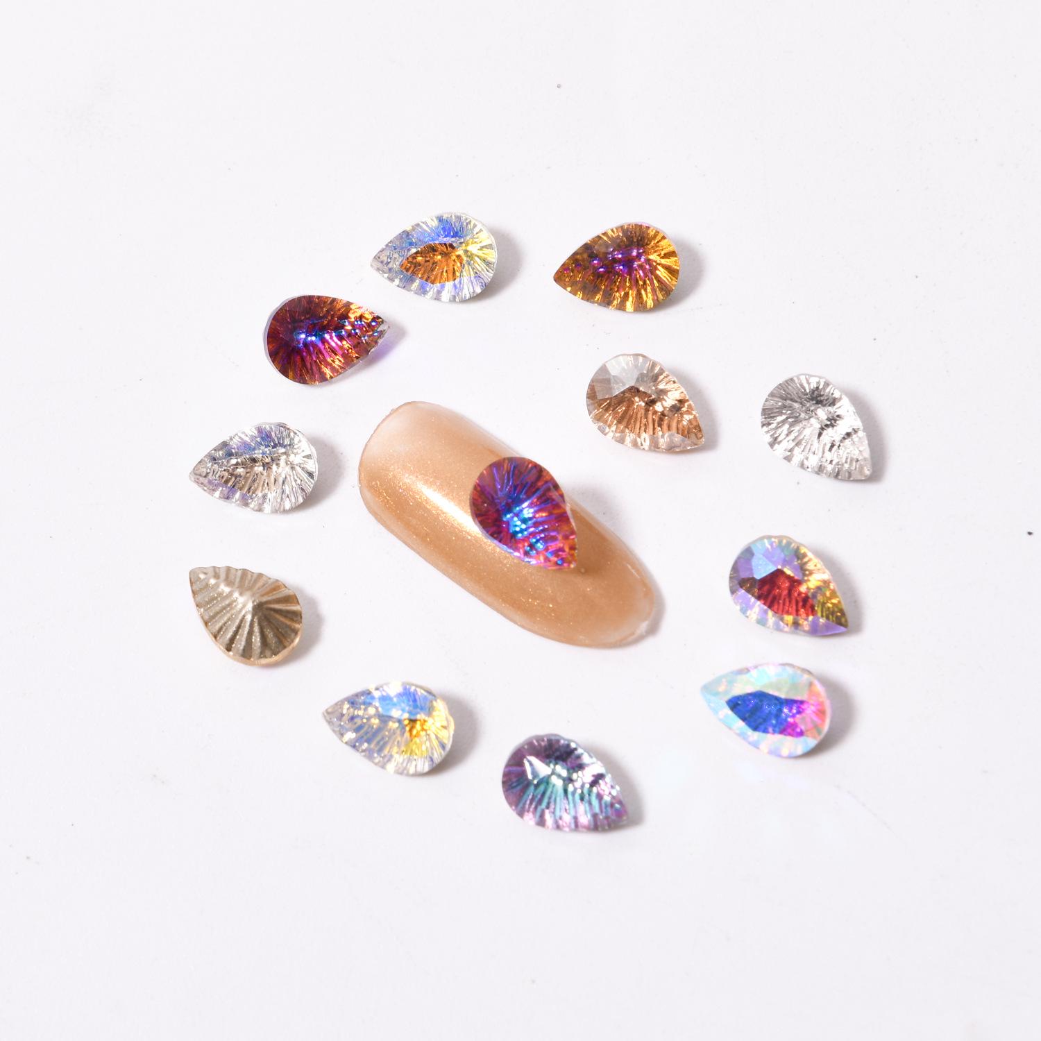 

Украшения для ногтей в виде 3D-алмазов в стиле «слеза тысячелетия»