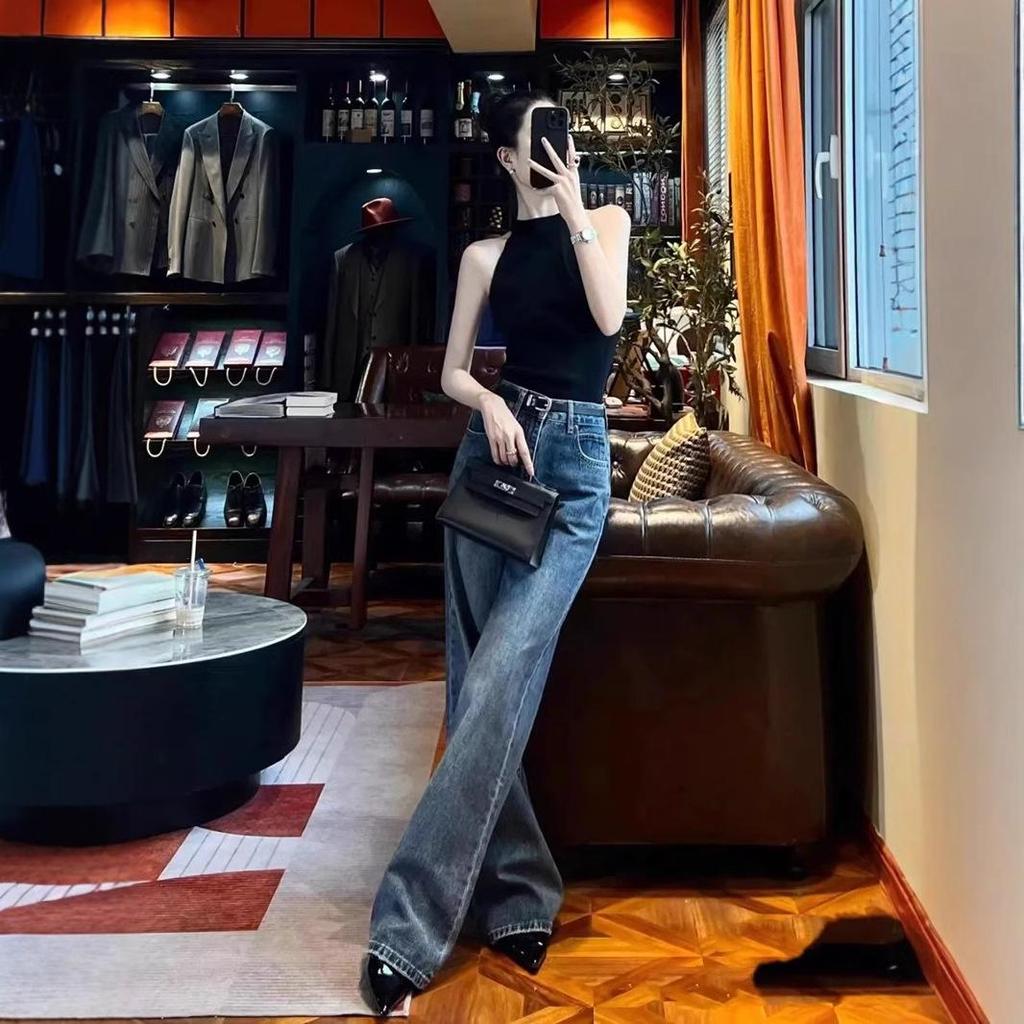 Korean Casual Summer Outfit: Stylish Streetwear Set for Women - High-End, Salt Type Jeans and Outerwear