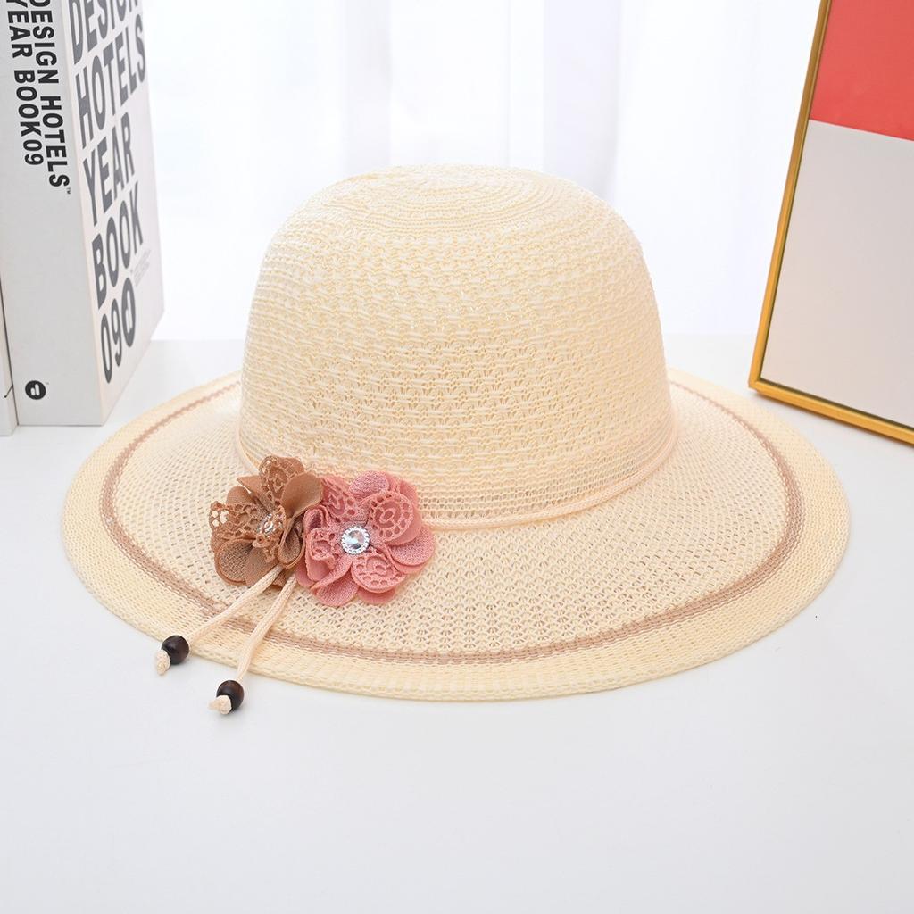 Hat Women's Summer Straw Hat Fashion Beach Hat Versatile UV Protection Sun Hat Flower Sun Protection Hat