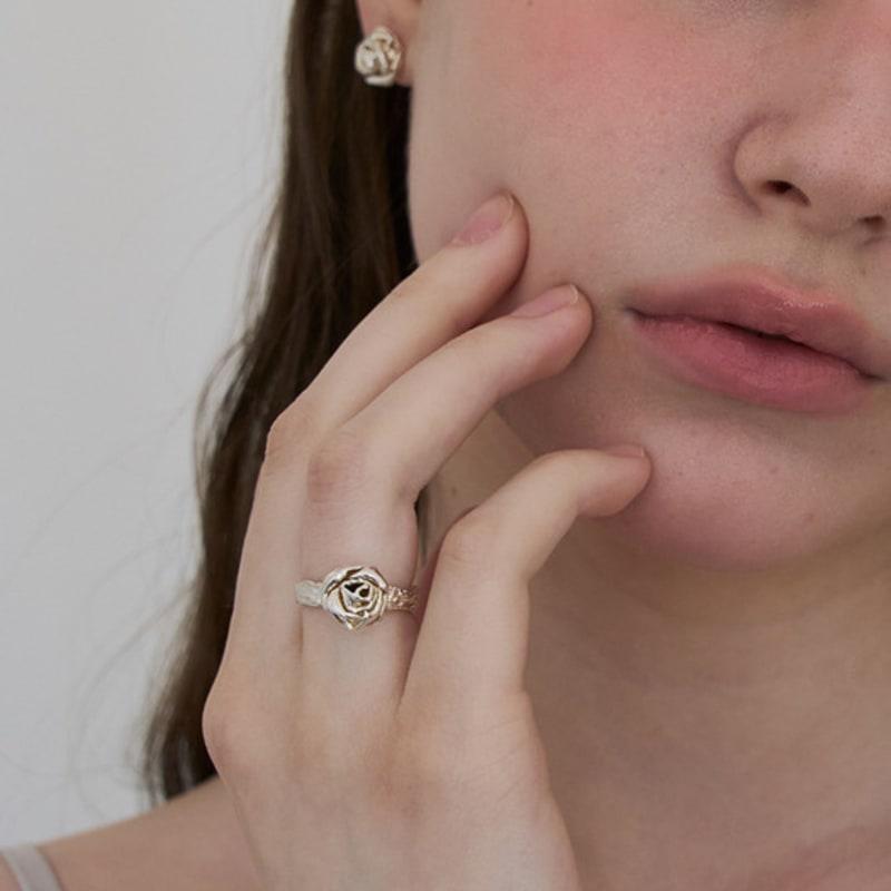 STILL INSTANT Rose with Dew - Ring 04