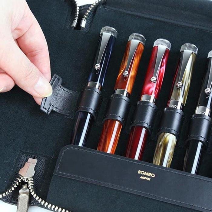 ROMEO Pen Case, Crocodile Emboss Collection, 6-Pen Capacity, RLC37 BK, Black, 180x145x23mm