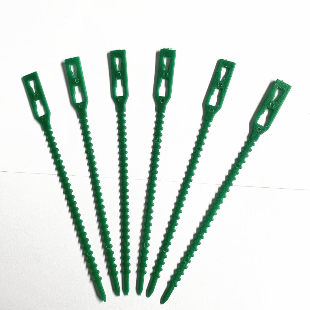 20/50/100Pcs 5.12-inch Green Garden Cable Ties are reusable garden ties used for decorating outdoor gardens, potted plants, and as holiday gifts.