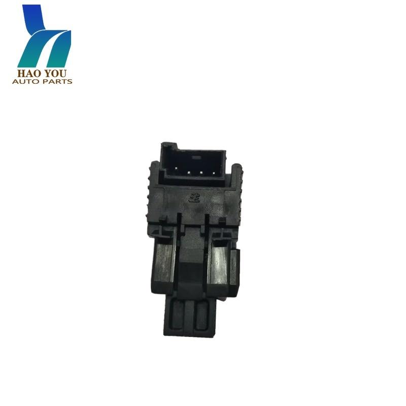 61316967601 Car Brake Light Switch For Mercedes-Benz C300 C350 GLK350 C63 AMG