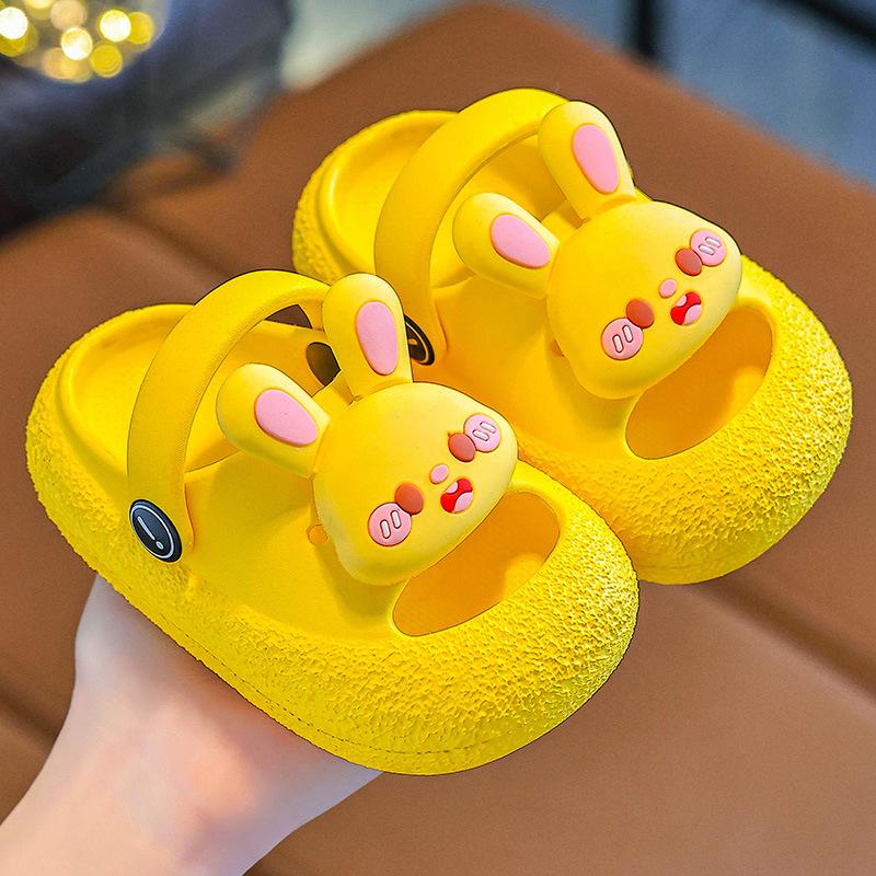 Kindersandalen für Mädchen, Sommer Cartoon Süße Prinzessin Weichsohle Rutschfest Haus Badeschuhe für Kleinkinder und Babys, Jungenschuhe