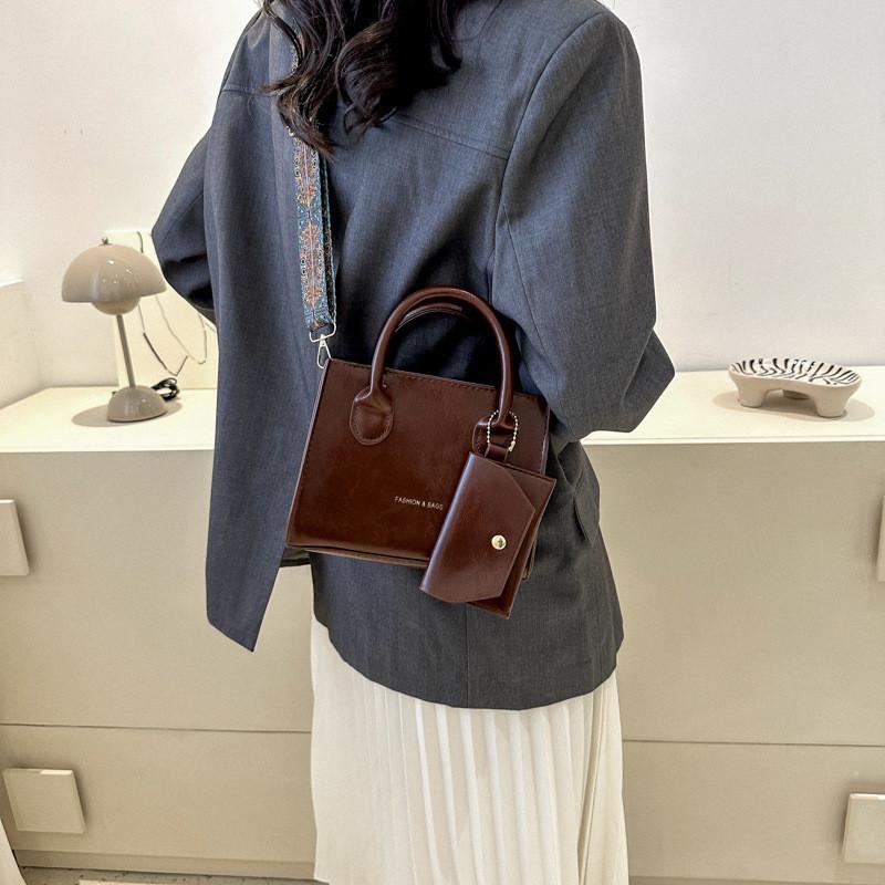 Stylish Minimalist Pu Crossbody Bag For Women Trendy Square Shape Handbag
