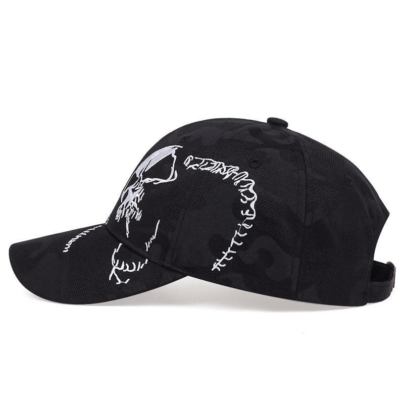 Unisex Side Skull Pattern Embroidery Baseball Caps Spring and Autumn Outdoor Adjustable Casual Hats Sunscreen Hat
