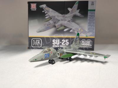 Maßstab 1/72 SU-25 Flugzeug ABS Bausatz Flugzeug Simulation Jagdflugzeug Sammlung Souvenir Flugzeug Enthusiast Geschenk Spielzeug Dekoration