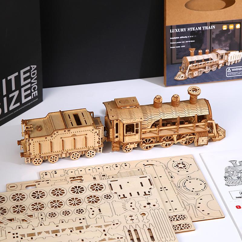 Deluxe 3D Wooden Train Puzzle Toy - Educational DIY Assembly Ornament