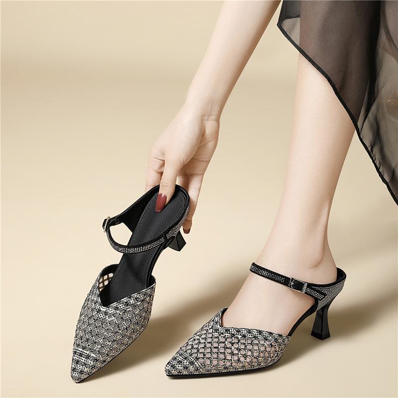 Scarpe da donna con strass appuntiti temperamentali indossano tacchi alti in mesh di lusso leggero di alta gamma, punta della borsa, tacco sottile, scarpe singole da donna alla moda