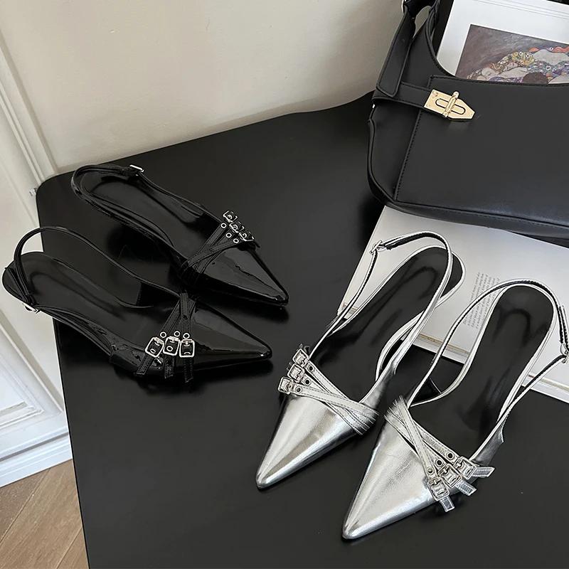 Yeni Yüksek Topuklu Sandaletler Kadın Ayakkabıları İlkbahar Yaz Ayakkabı Sivri Burun Parti Kadın Ayakkabıları Moda Tokalı Kayış Bayan Pompaları