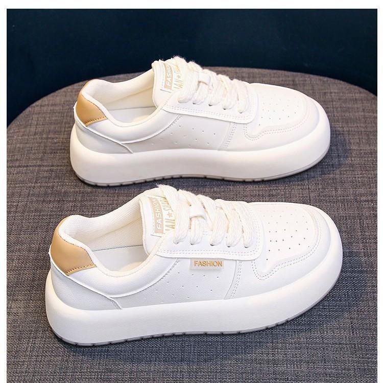 

Bear board shoes new dissolving shoes women s spring and autumn new versatile student flat-bottomed sports little white shoes women 35 чорний