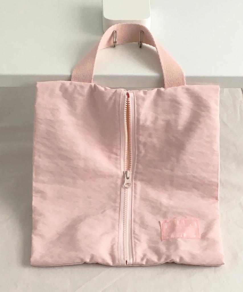 Nuaname Pouch Bag Pink Bread