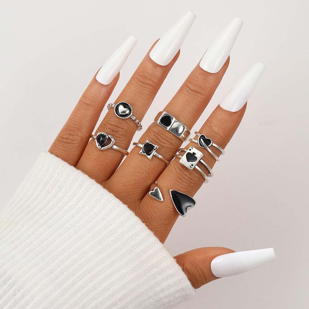 Vintage Black Glaze Zircon Spade Heart Ring Set - 7 Pieces