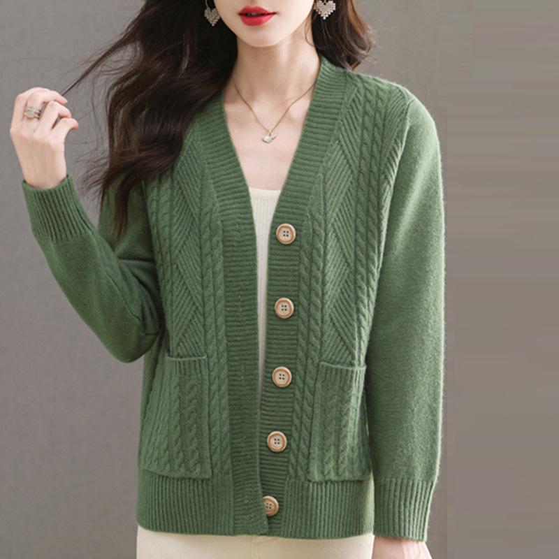 Autumn Knitted Cardigan for Women Autumn/Winter Thickened Middle Aged Mom Loose Sweater Coat
