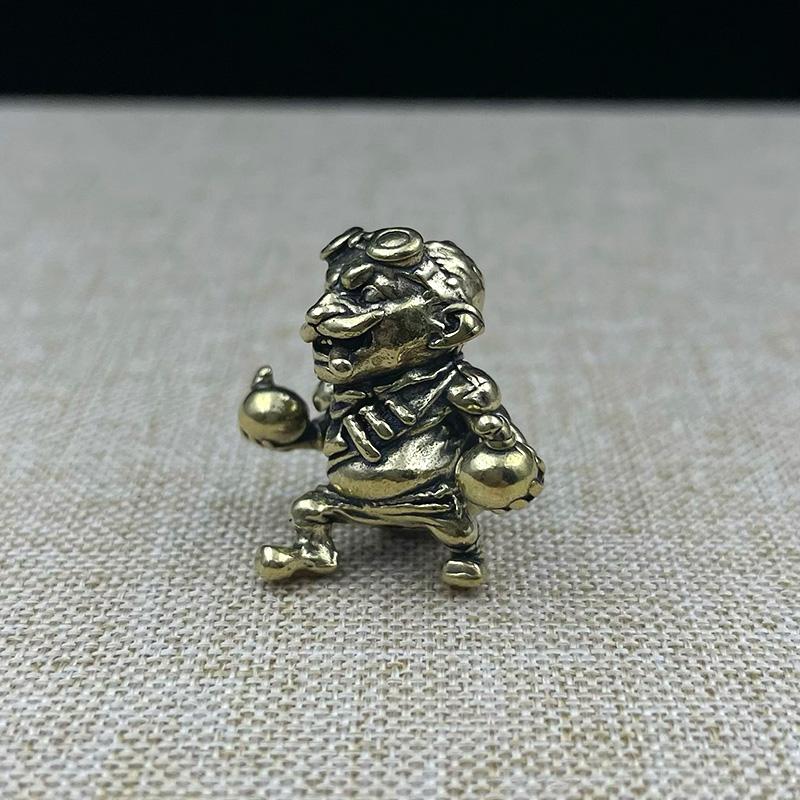 Brass Alliance Gnome Smoking Soldier Engineer Knife Beads Diy Paracord Woven Lanyard Keychain Pendants Edc Tool Accessories