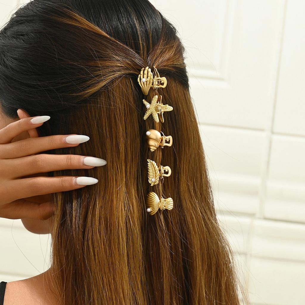 Seashell and Pearl Top Clamp Hair Accessory Graceful Shell Hair Clip with Pearls Detailing Beautiful Hair Clamp