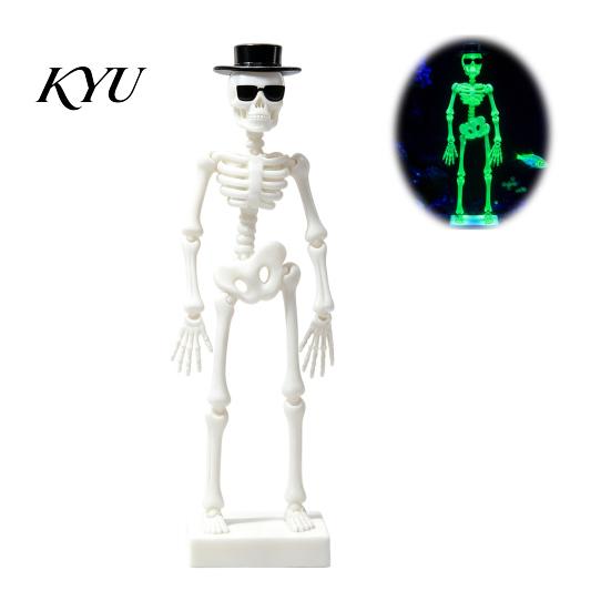 Unique Aquarium Bubbler Dancing Skeleton Bubbler, Glow-in-The-Dark with Air Driven Moving Ornament Action, Decorative for Freshwater Saltwater