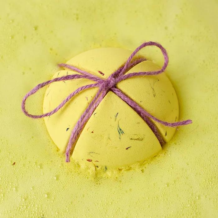 

[ОГРАНИЧЕННЫЙ ВЫПУСК] Caris Secret Garden Bombshell 350 г - Бомбочка для ванны/Бомбочка для ванны