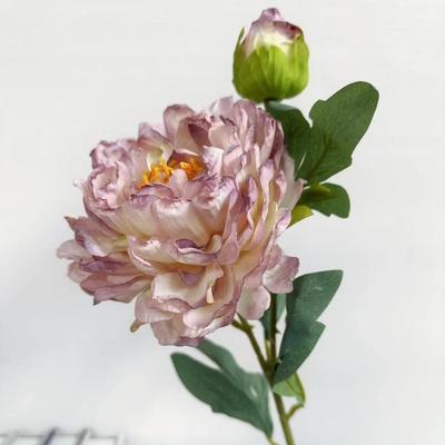 Decoração de casa – Flores e coroas artificiais