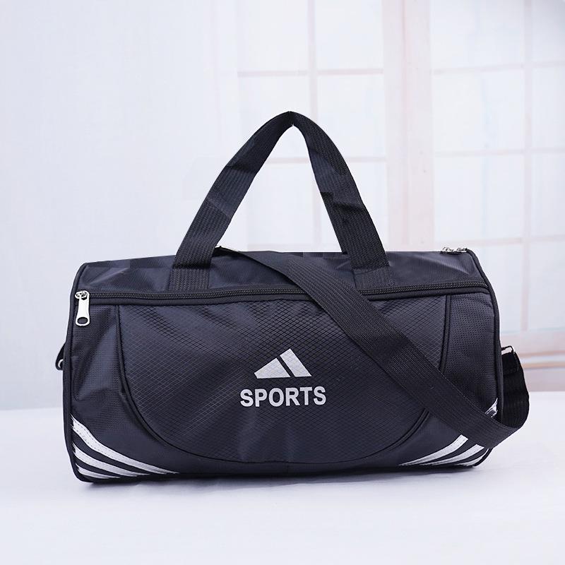 

Мужская универсальная фитнес-сумка для спортзала — Брызгозащищенная, износостойкая, большой вместимости для путешествий и занятий спортом на открытом воздухе чёрный/белый