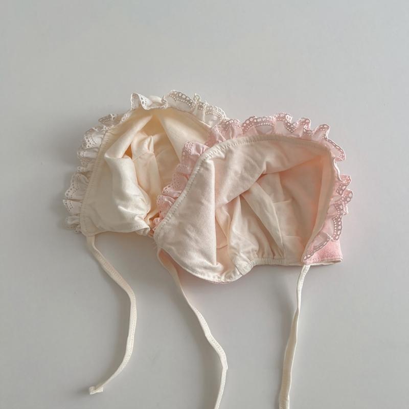 Baby Spetsmössa i Vintagestil med Blom-/Kaninmönster Stilfull Babyhatt med Justerbart Band Lämplig för Pojkar & Flickor