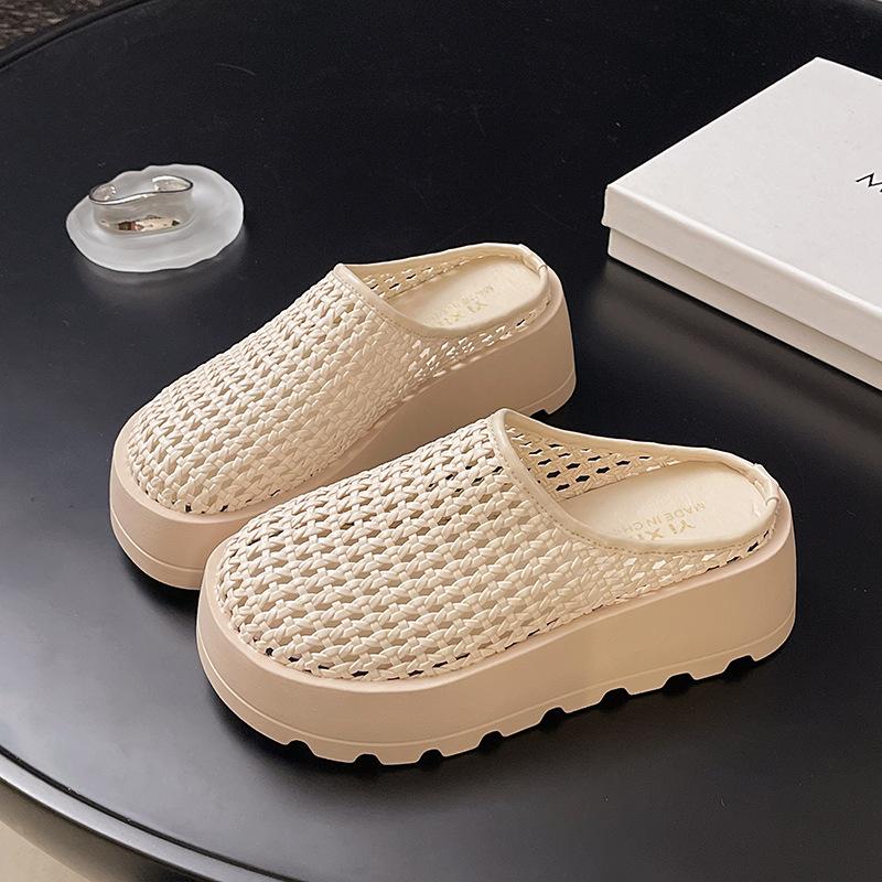Fashion Summer Woman Slippers Platform House Shoes 2025 Comfortable Outdoor Casual Slippers Hollow Out Height Increasing Female Shoes