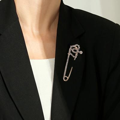 Safety Pin Brooch for Women Rhinestone Decorative Shawl Sweater Clip Alloy Safety Pins for Dress Shirt Cardigan