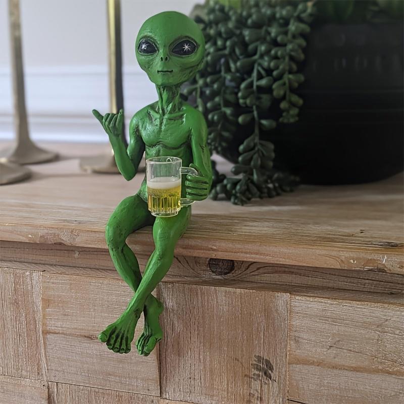 Alien Resin Statue Ornament Alien Garden Sculptures & Statues Yard Best Art Decor For Indoor Outdoor Home Or Office Collectible