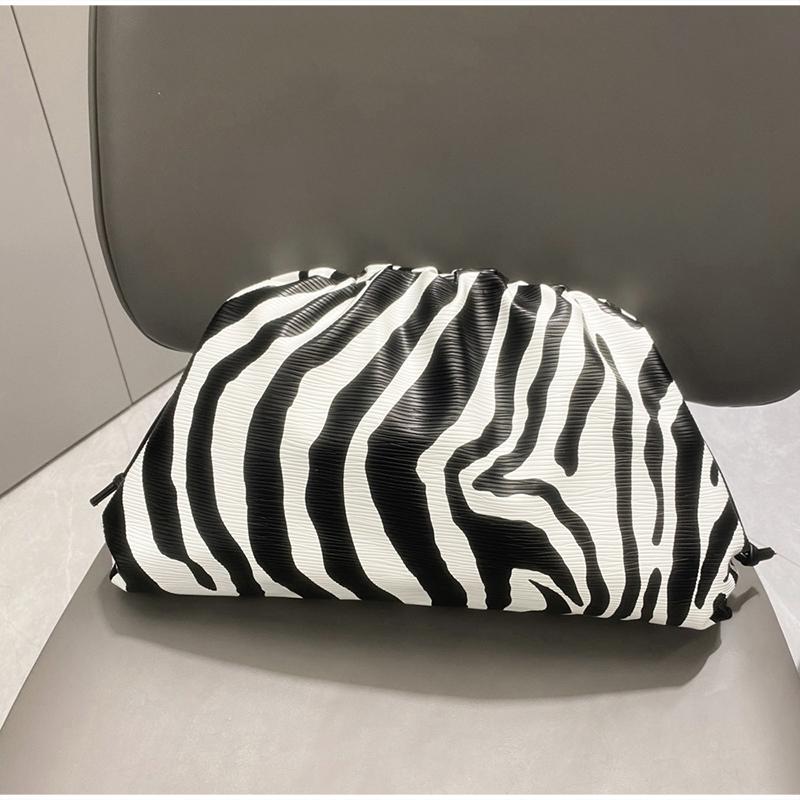 Snakeskin Zebra Pattern Handbag High Quality Soft Pleated Cloud Bag Fashion European America Shoulder Bag Elegant Evening Clutch