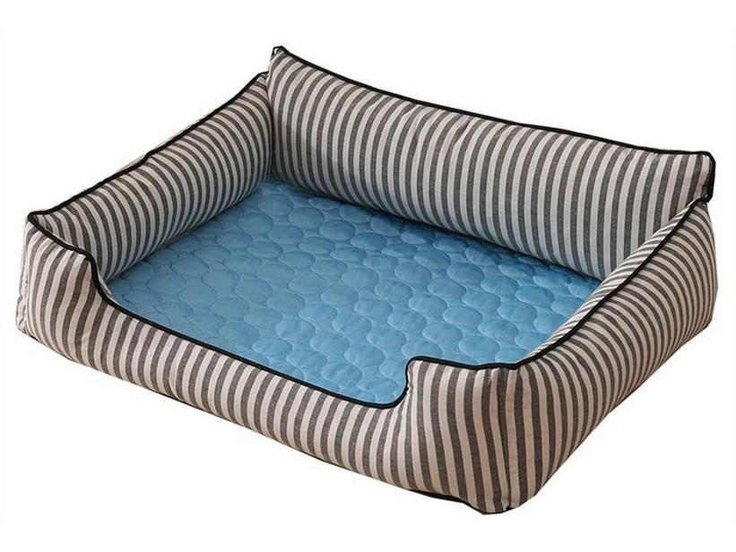 Summer Ice Silk Cooling Mat for Pets - Soft, Comfortable, and Breathable Mat for Cats and Dogs.