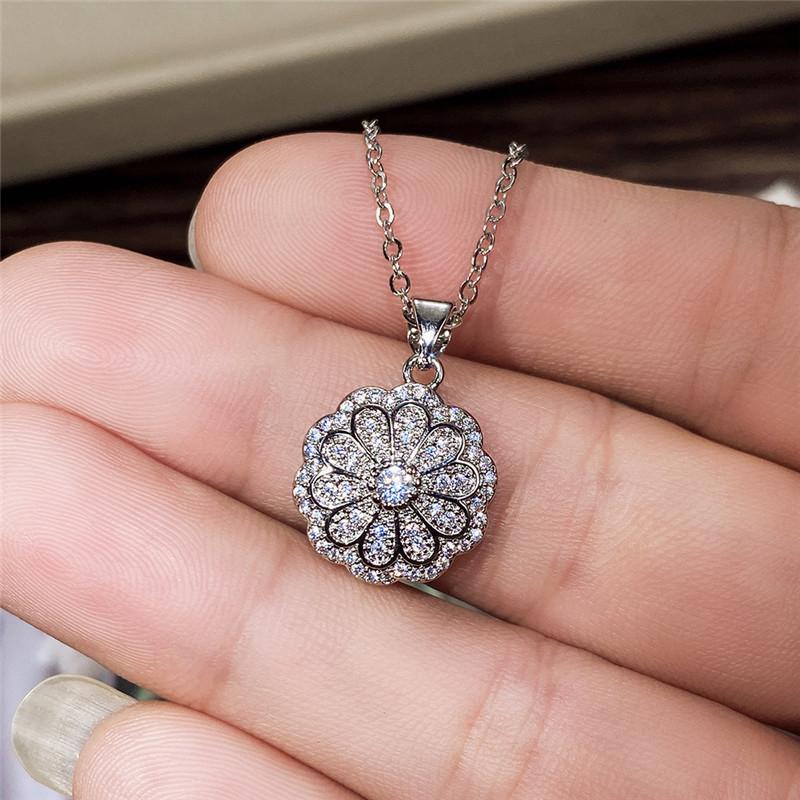 Huitan Fashion Fresh Style Flower Necklace for Women Luxury AAA Cubic Zirconia Romantic Bride Wedding Accessories Fancy Jewelry