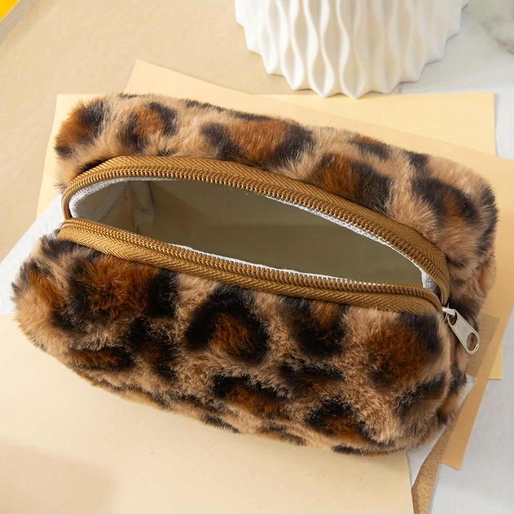 1pc Leopard Print Plush Makeup Bag Large-Capacity Cosmetic Bag Pen Case Unisex Travel Toiletry Organizer Bag