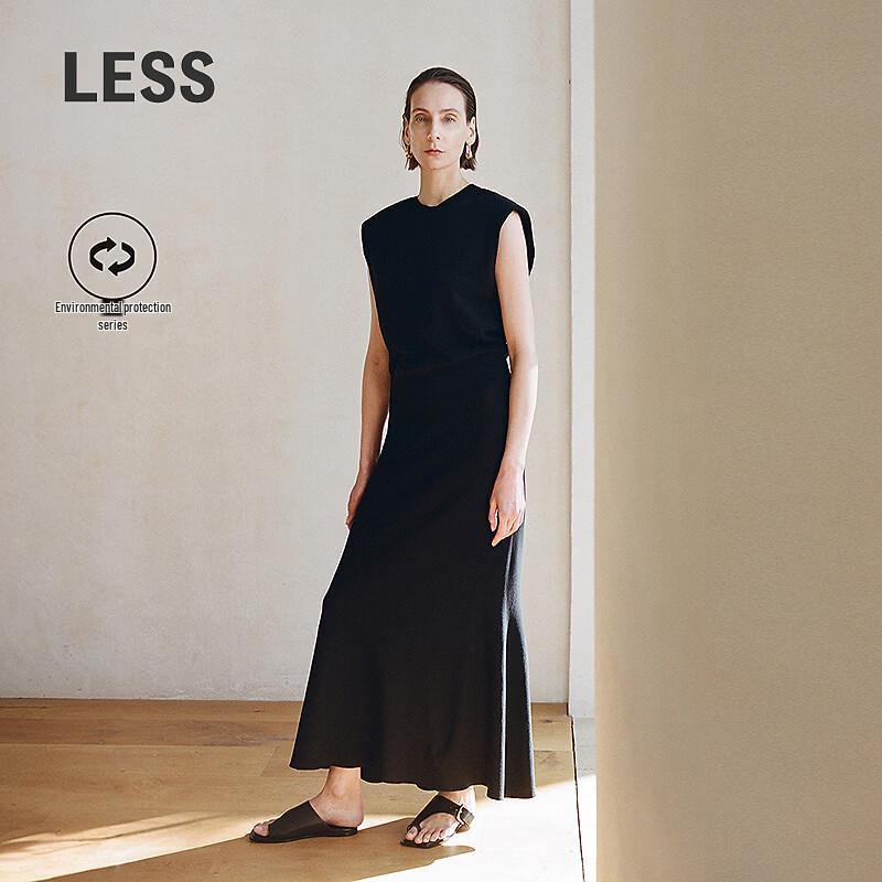 Less 2026 Summer Slim-Fit X-Line Sleeveless Knit Dress