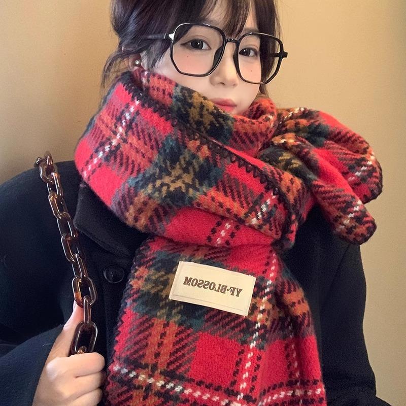 New New Year's red plaid imitation cashmere hemming scarf for women, warm in winter, high-end shawl, thick scarf for students