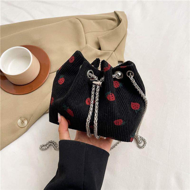 

Модная повседневная сумка-ведро, иностранная нежная фактура, сумка 2024 года, модная новая повседневная сумка через плечо чёрный