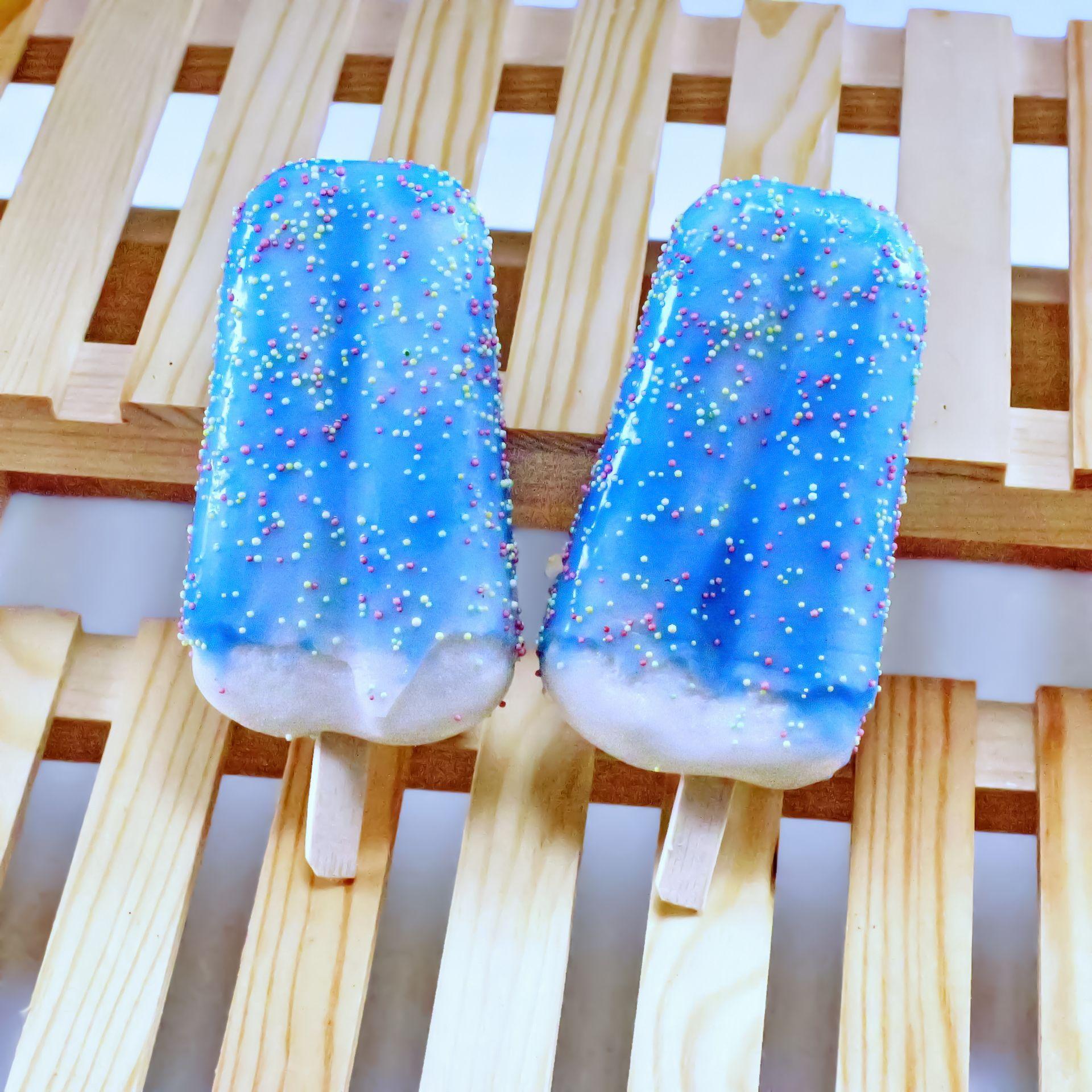

Fake Ice Cream Simulated food Model Refrigerator Stickers Creative Dessert Shop Display Window Photography Set Props Articles Simulated ice cream