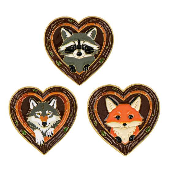 Brooch Pin, Forest Animals Heart-Shaped Brooch, Thickened Zinc Alloy Badge, Enamel Paint Tree Hole Secure Pin for Coat Hat Backpack Gift
