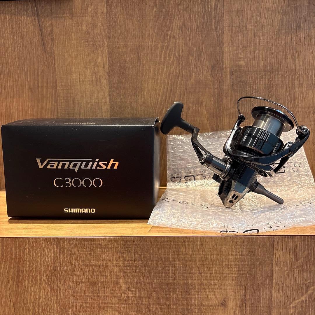 Used SHIMANO 19 Vanquish C3000 [With Omamori-kun]