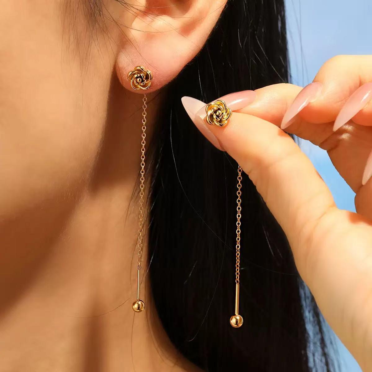 Набор украшений из титановой стали в французском стиле с камелиями: Элегантное Ожерелье и Браслет для Женщин