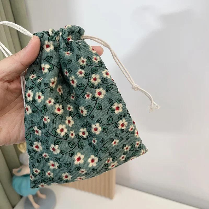 

Small Floral Print Cosmetic Storage Drawstring Bag Mini Drawstring Makeup Lipstick Bag Cloth Travel String Bag Pouch for Woman