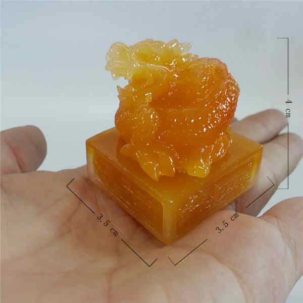 Chinesische Drachenstatue Figur Handgefertigter Stein Kaiserliches Jade-Siegel Handwerk Jahr Tierkreiszeichen Drachenskulptur Heimdekoration Zubehör