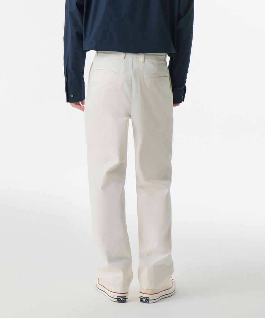 Musinsa Standard [City Workers] Tapered Cotton Pants [Off-White]